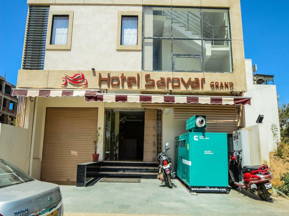 Capital O 35703 Hotel Sarovar Grand ウダイプル エクステリア 写真